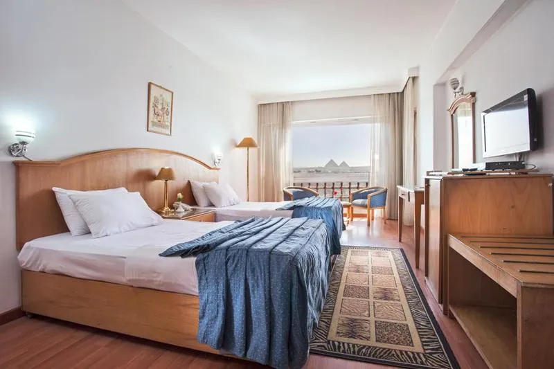 SINGLE STANDARD Room, Pyramids Plaza Hotel, Cairo