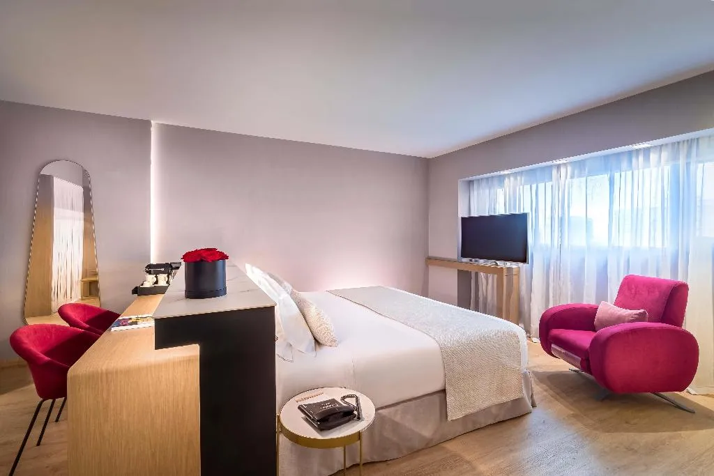 Double or Twin DELUXE Room, Barcelo Malaga, Costa Del Sol