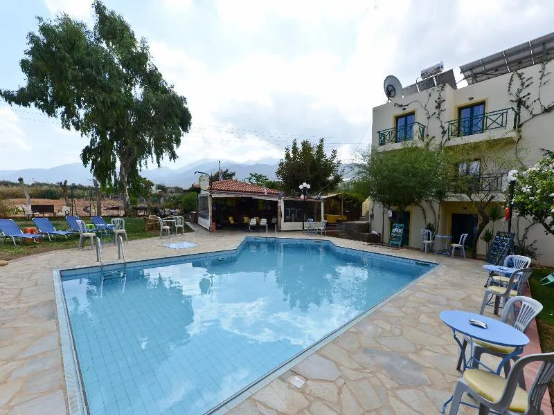Pool, Milos Apartments, Crete