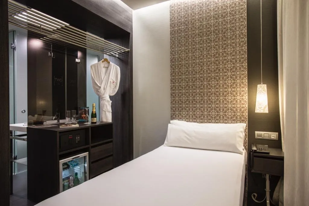 SINGLE INNER Room, TWO Hotel Barcelona by Axel Adults Only, Barcelona