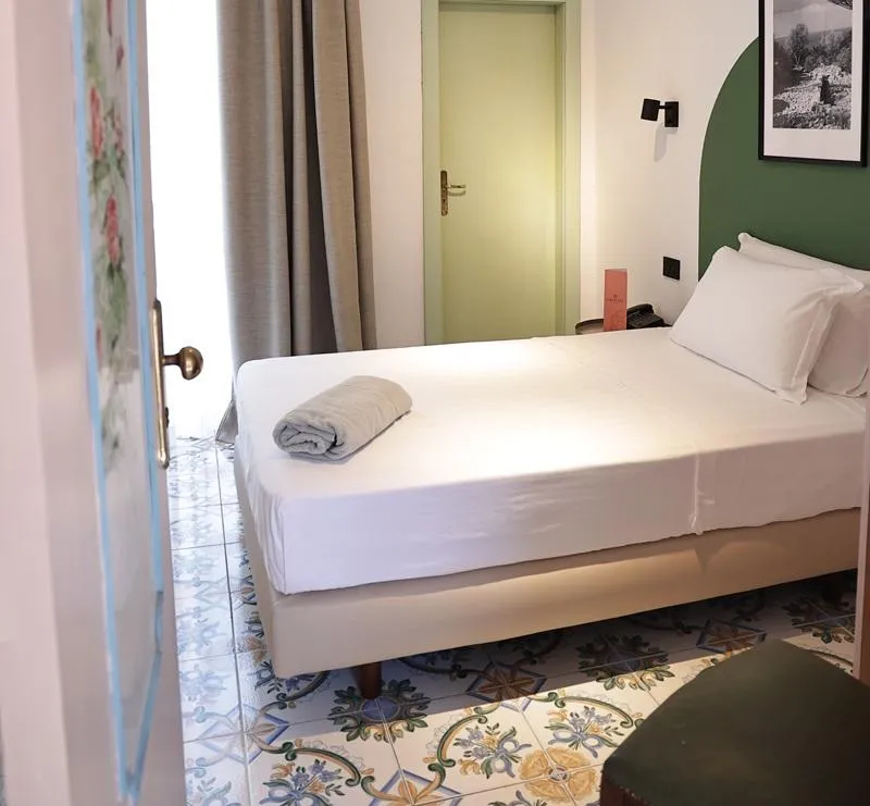 SINGLE STANDARD Room, Hotel Oriente - Beach & Spa, Naples