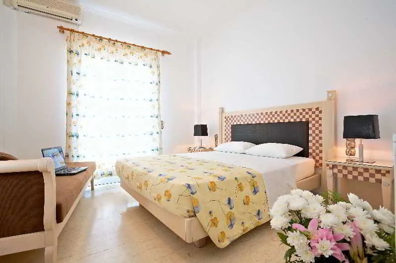Room, Black Sand Hotel, Santorini