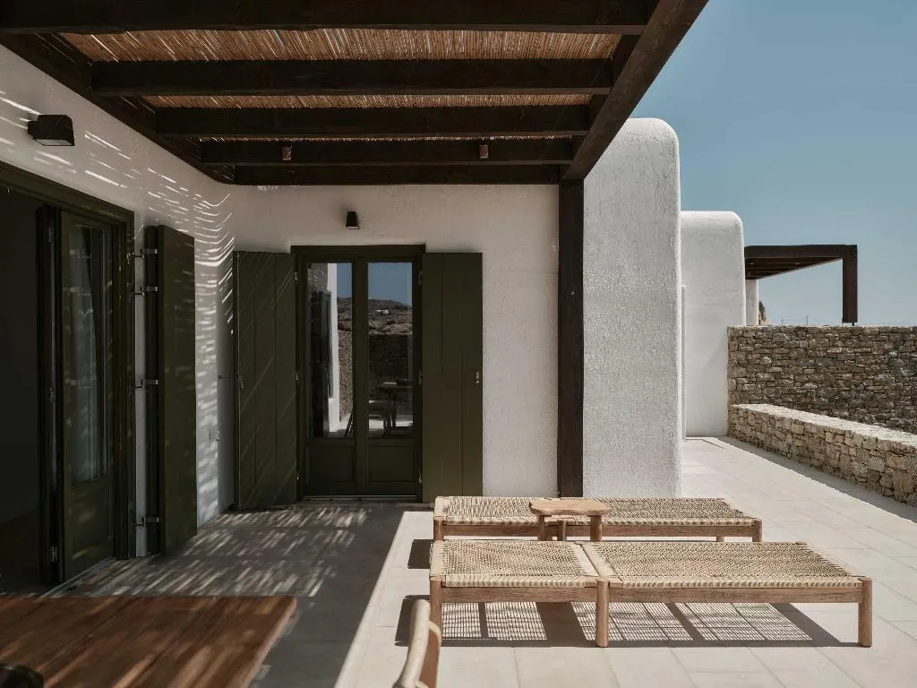 JUNIOR SUITE WITH PRIVATE POOL Room, Armacaas Mykonos Hotel, Mykonos