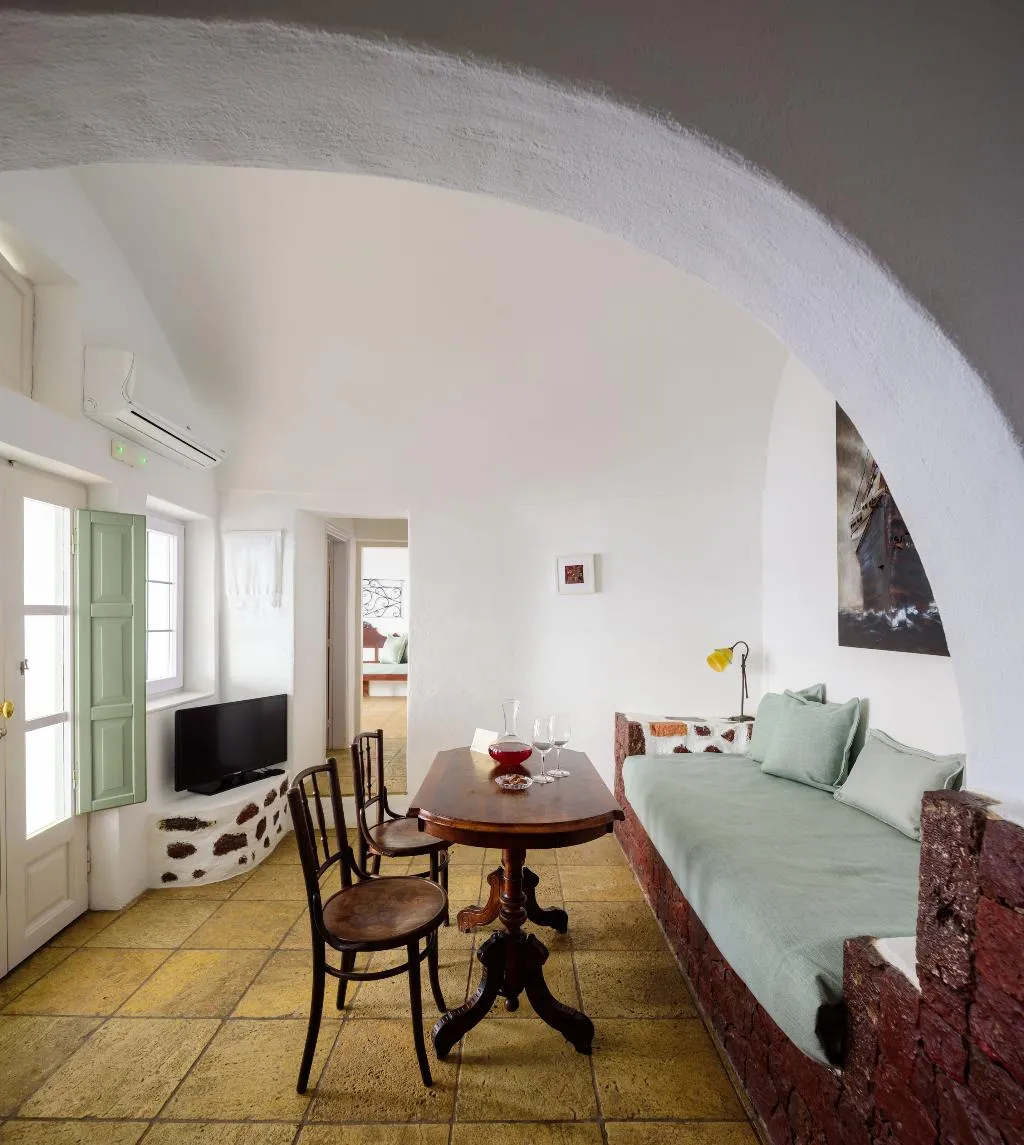 SUITE SUPERIOR Room, Fanari Villas, Santorini