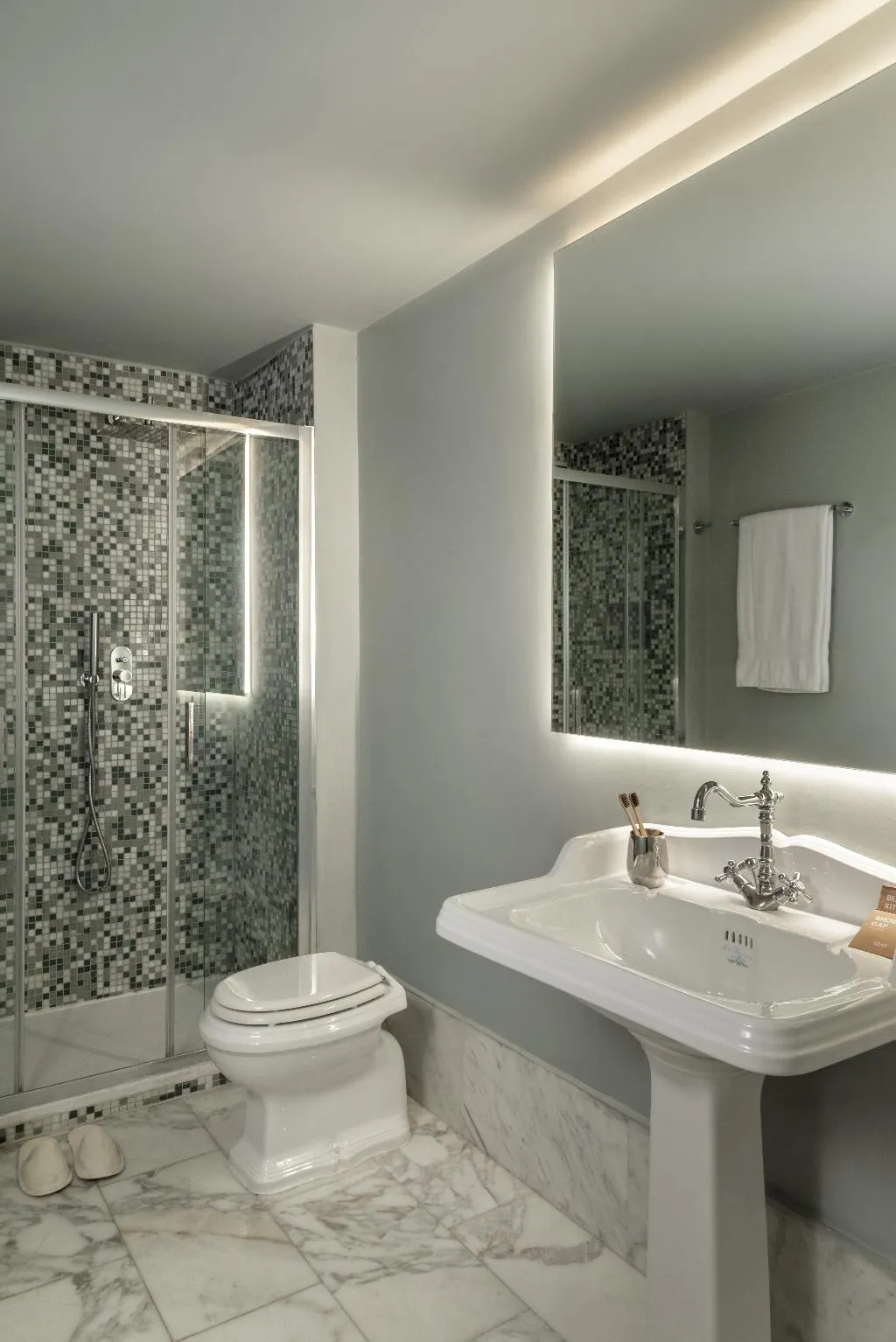 JUNIOR SUITE CLASSIC Room, HC Palazzo dei Cardinali, Rome