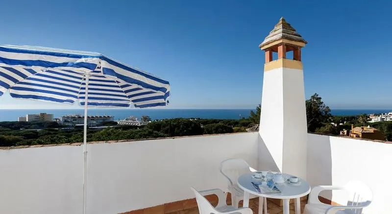 Terrace, Crown Resort - Club Calahonda, Costa Del Sol