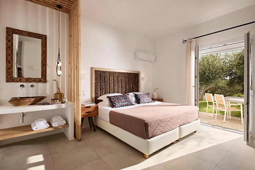 DOUBLE GARDEN VIEW Room, Santa Maria Village, Santorini