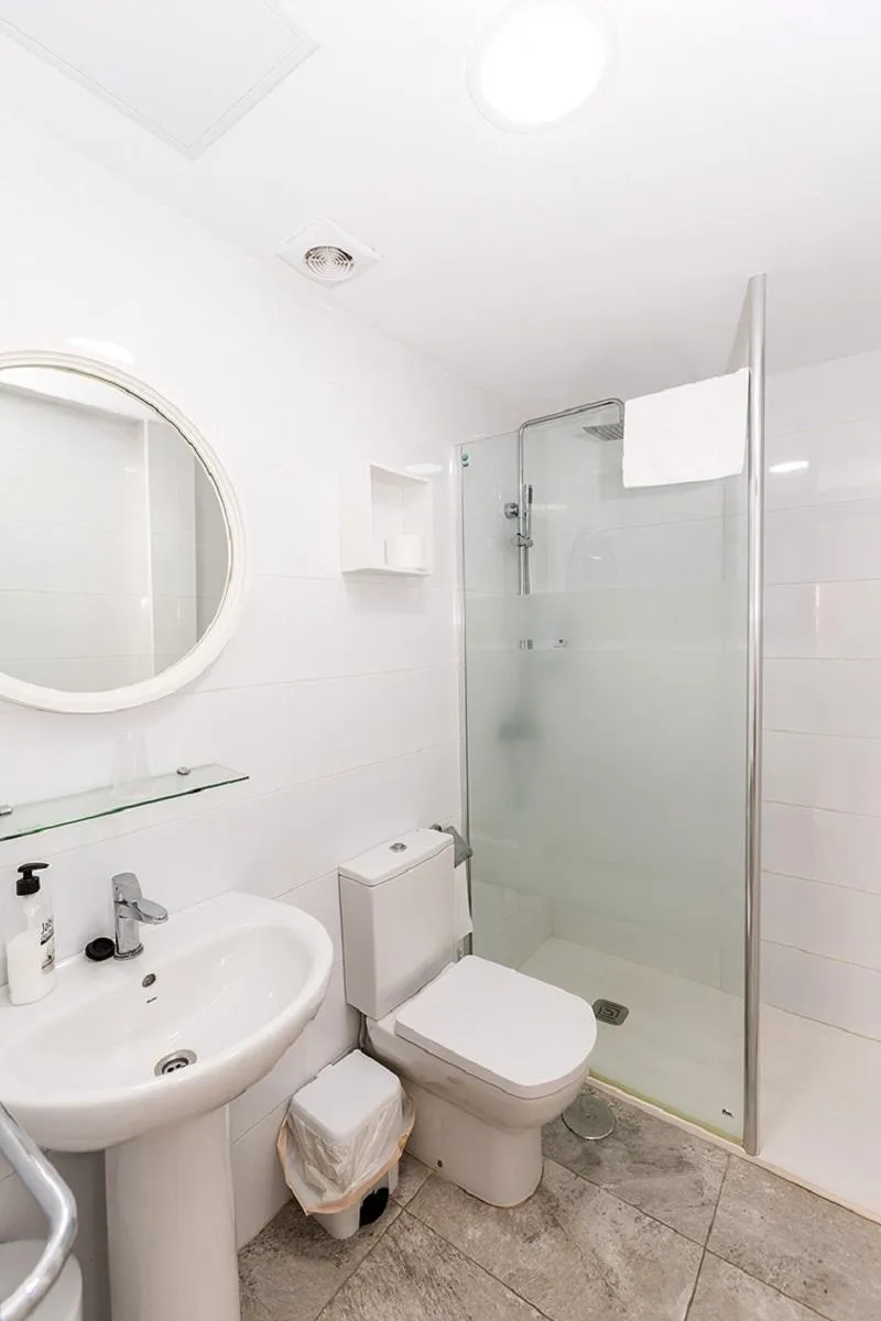 Double or Twin WITHOUT BALCONY Room, Hostal El Mercat, Costa Blanca