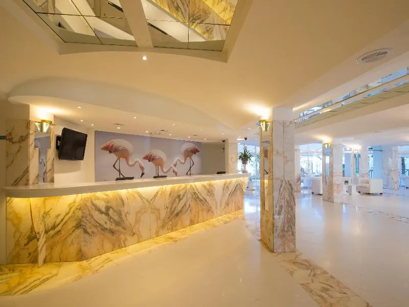 Lobby, Iberostar Waves Ciudad Blanca, Majorca