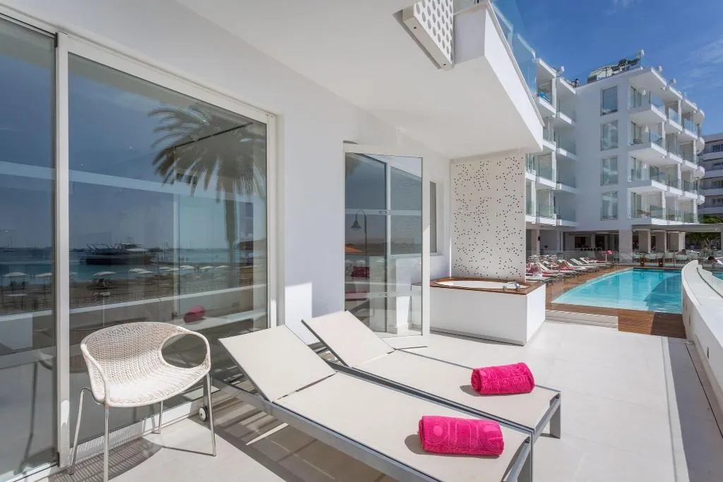 SUITE TWO BEDROOMS Room, One Ibiza Suites, Ibiza