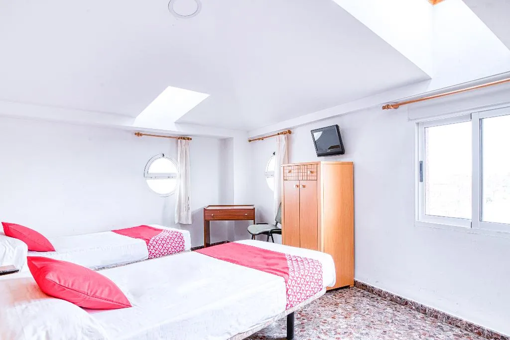 TWIN STANDARD Room, Hostal Nova Picanya, Valencia