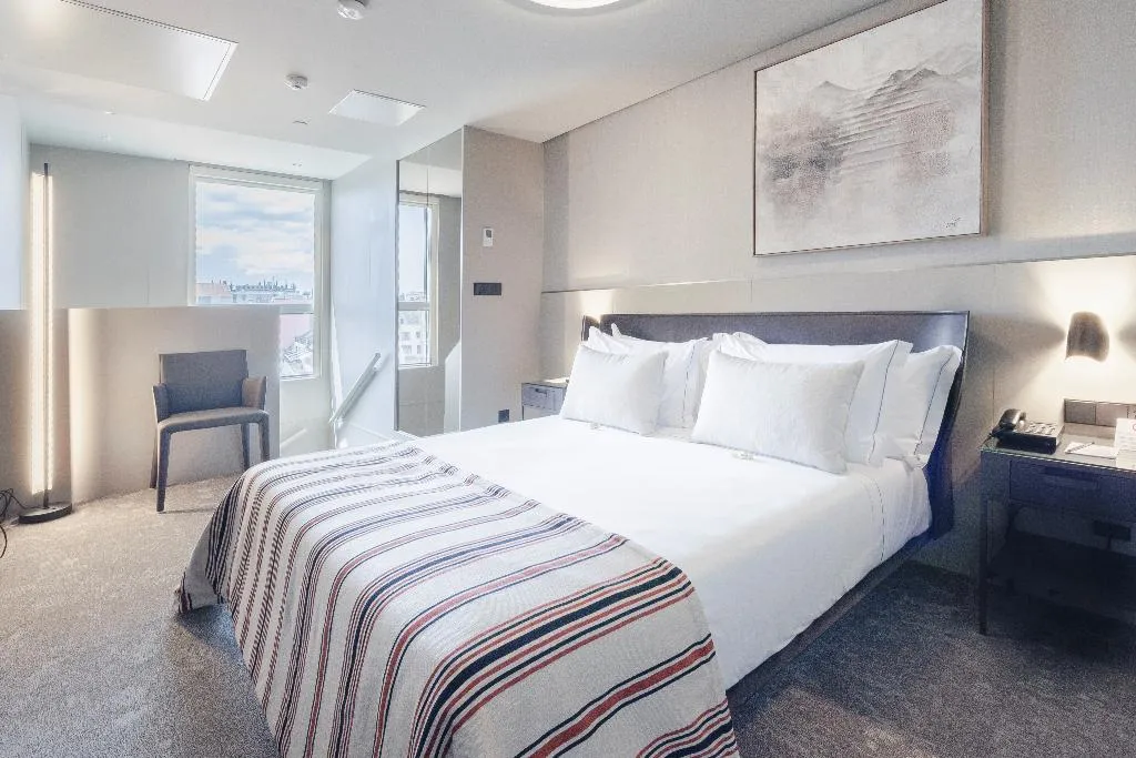 SUITE DUPLEX WITH VIEWS Room, White Lisboa, Lisbon
