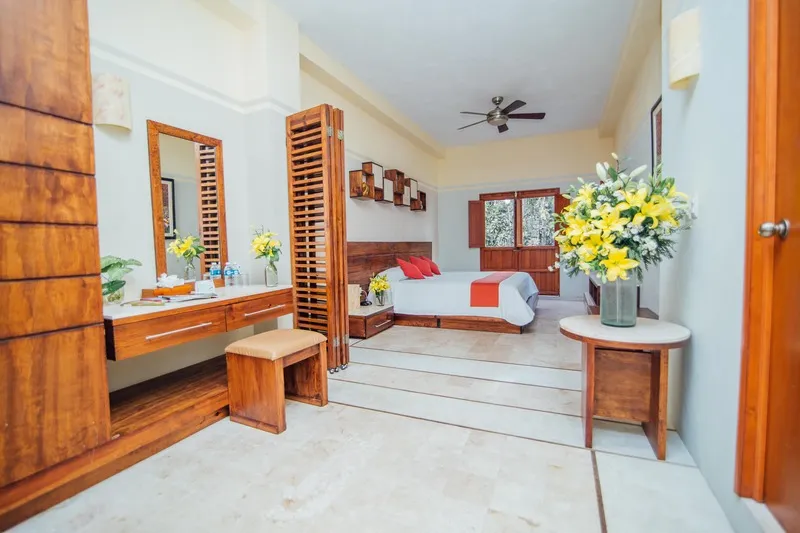 JUNIOR SUITE STANDARD Room, El Meson del Marques, Cancun Area
