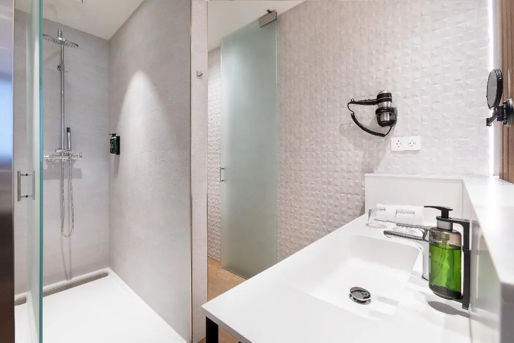 Double or Twin PREMIUM Room, Alexandre Frontair Congress, Barcelona