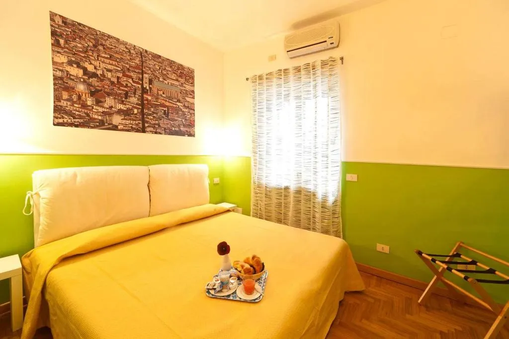 Double or Twin STANDARD Room, Cappella Vecchia 11, Naples