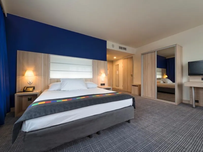 SINGLE STANDARD Room, Park Inn by Radisson Krakow, Krakow