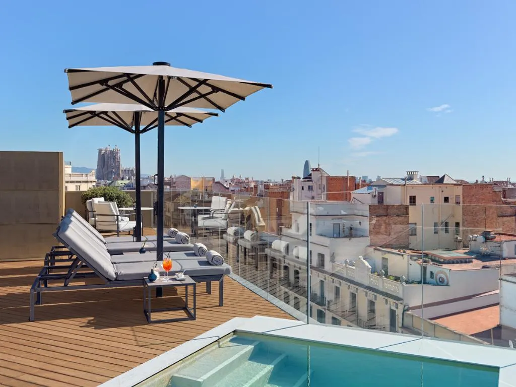 Pool, The One Barcelona, Barcelona
