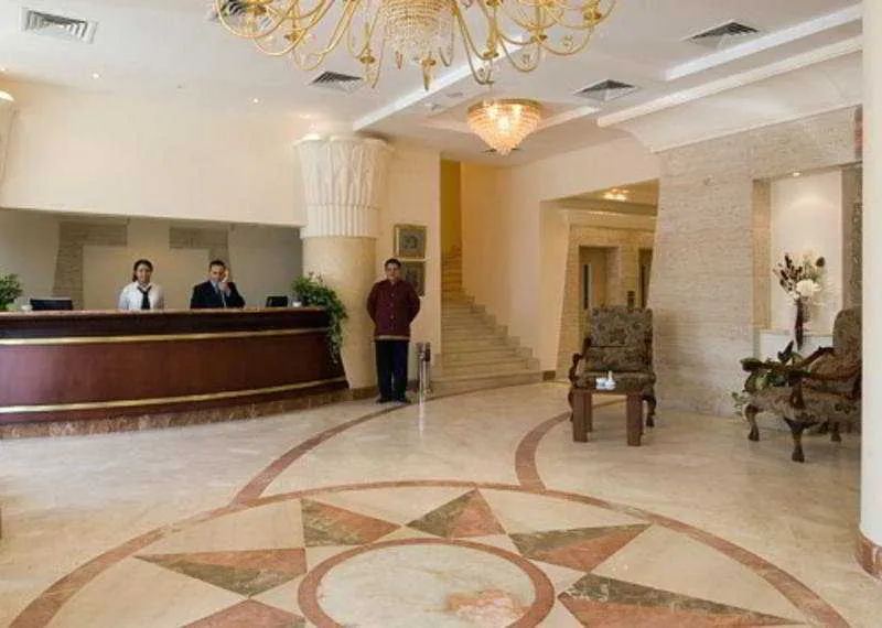 Lobby, Swiss Inn Nile, Cairo