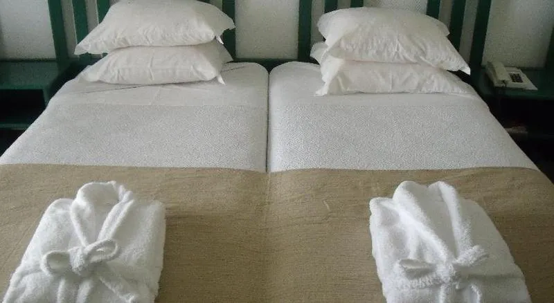 SINGLE SEA VIEW WITH BALCONY Room, Escola, Madeira