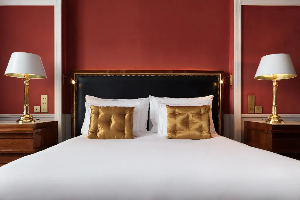 SUITE DELUXE SUPERIOR Room, The One Monumental Palace, Porto