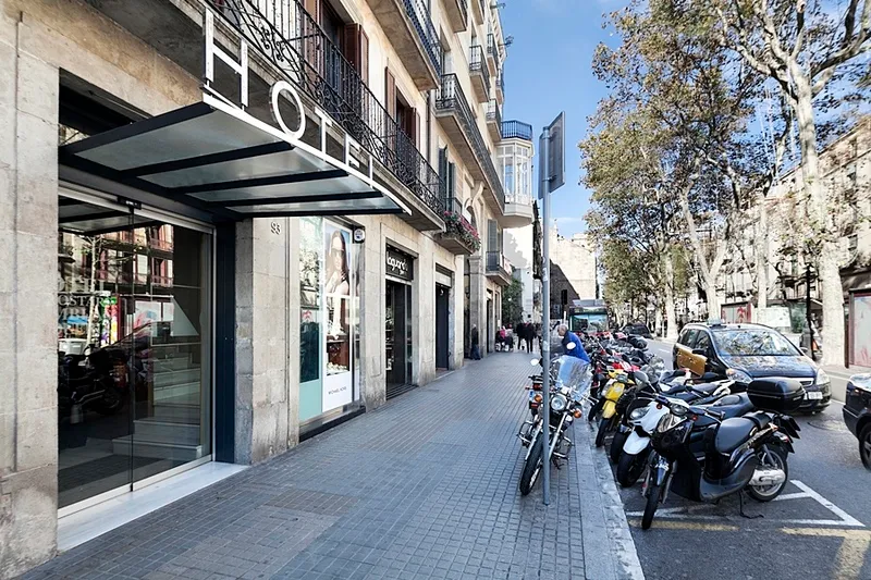 General view, Dorma Ramblas Boquería, Barcelona