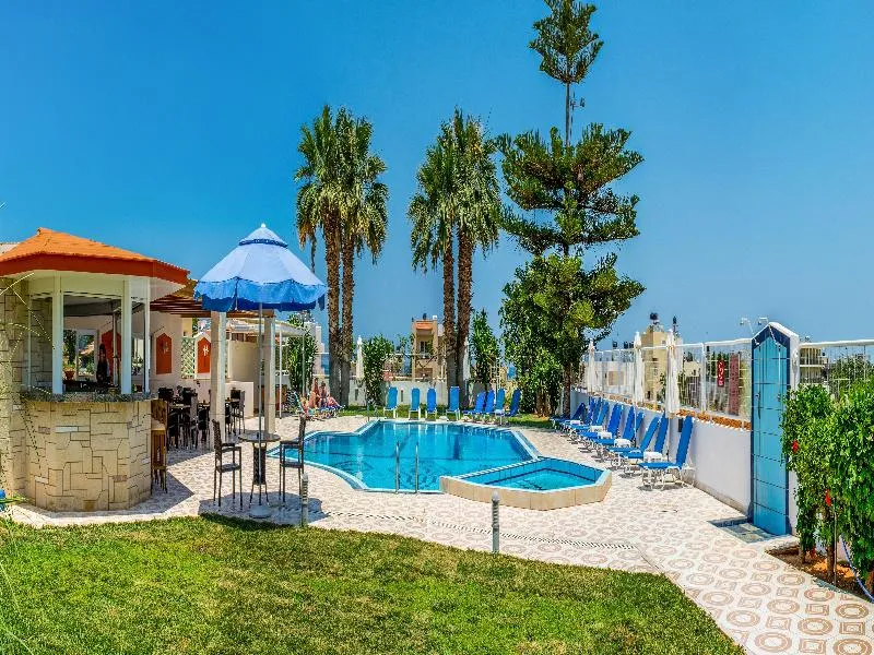 Pool, Manolis Apartments, Crete