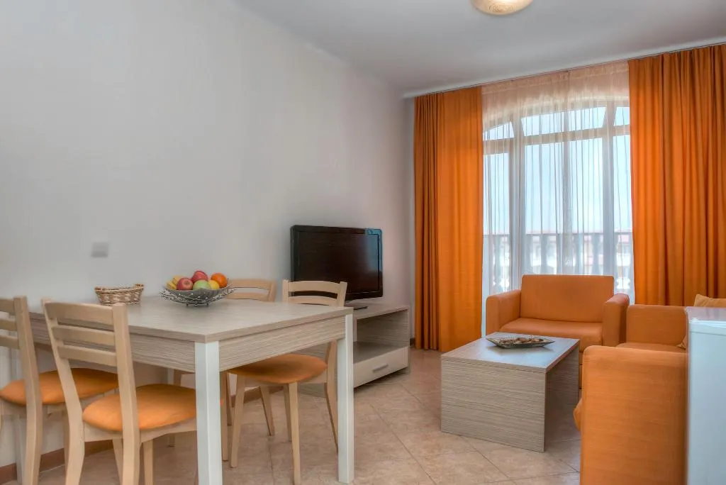 APARTMENT TWO BEDROOMS Room, Royal Sun Apartments, Bourgas