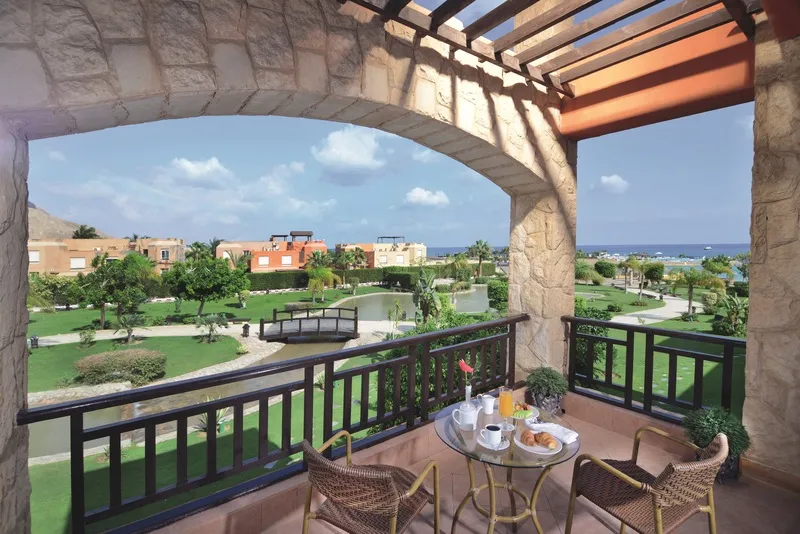 Terrace, Mövenpick El Sokhna, Cairo