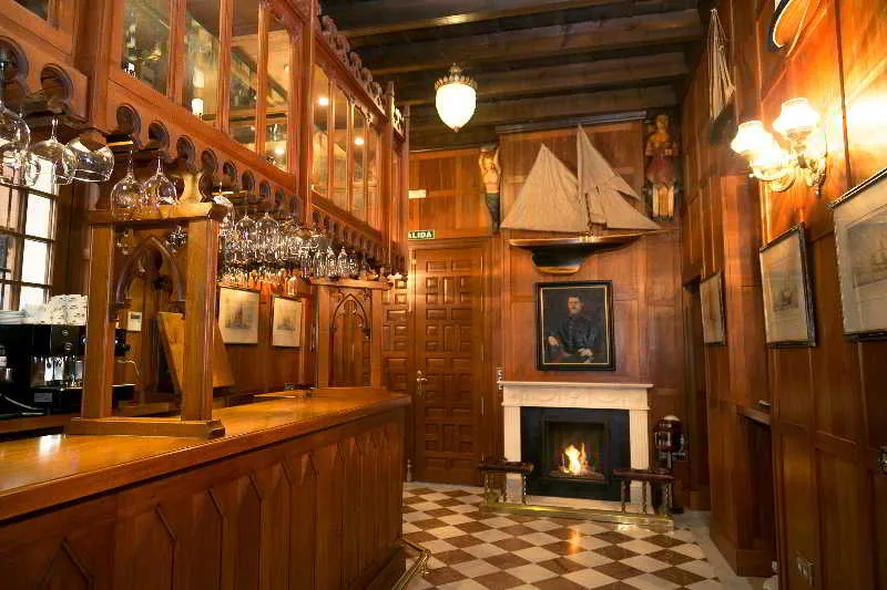 Bar, Ateneo Sevilla, Seville