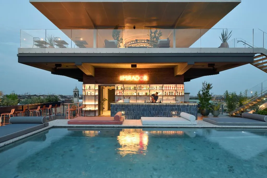 Pool, 21 House Of Stories Navigli, Milan