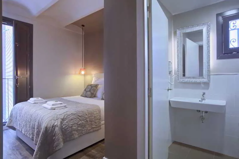 Room, Ssa Sagrada Familia Apartments, Barcelona
