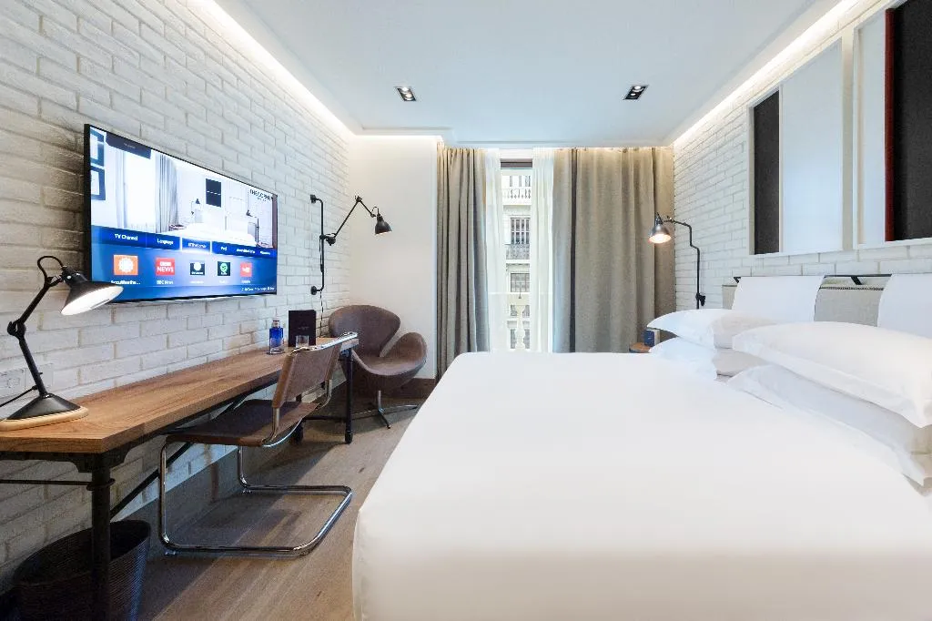 DOUBLE SUPERIOR Room, The Corner Hotel, Barcelona