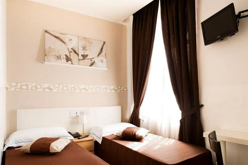 General view, Hotel Indipendenza, Rome
