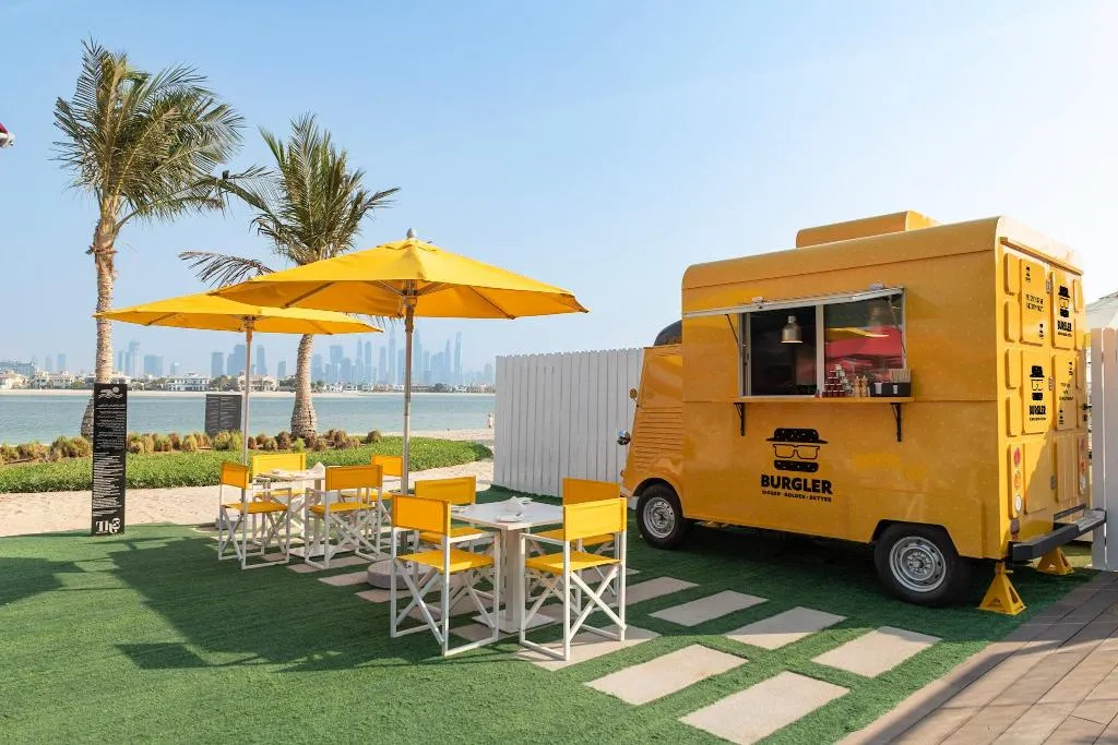 Restaurant, Th8 Palm Dubai Beach Resort Vignette Collection, Dubai