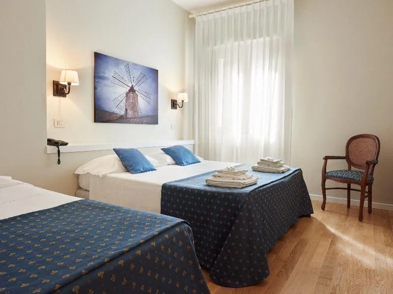 TRIPLE STANDARD Room, Punta Nord-Est, Palermo