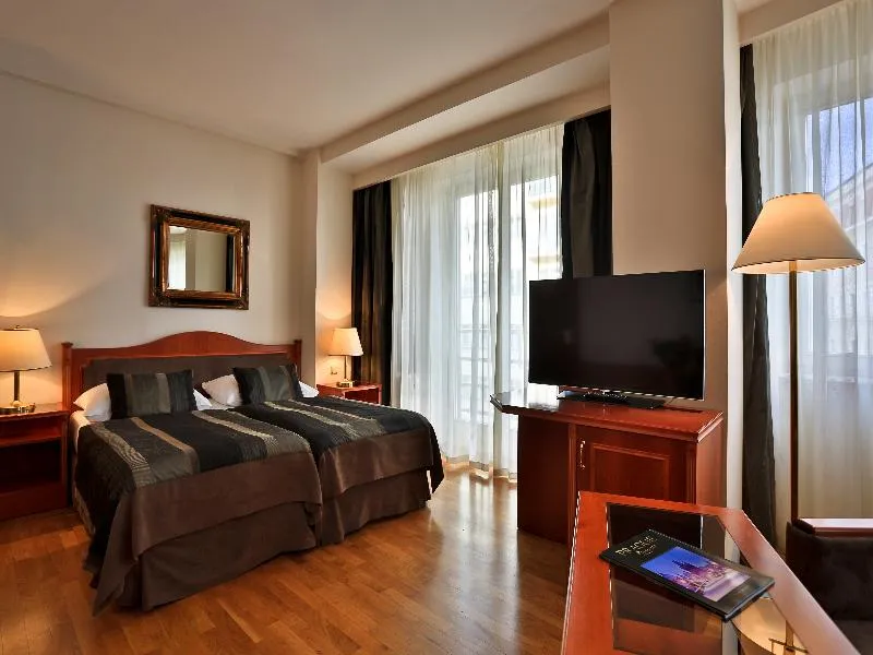 Double or Twin STANDARD Room, Belvedere Hotel Prague, Prague