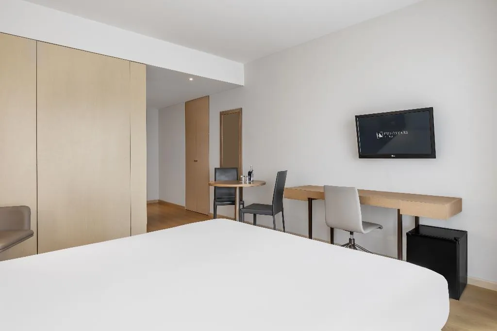 Double or Twin STANDARD Room, Eurostars Oasis Plaza, Porto