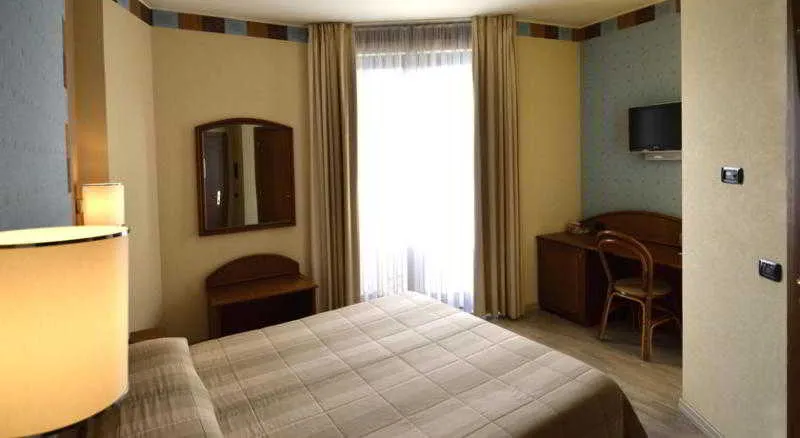 Room, Welcome Hotel, Milan