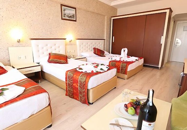 Raina Beach Hotel, Antalya