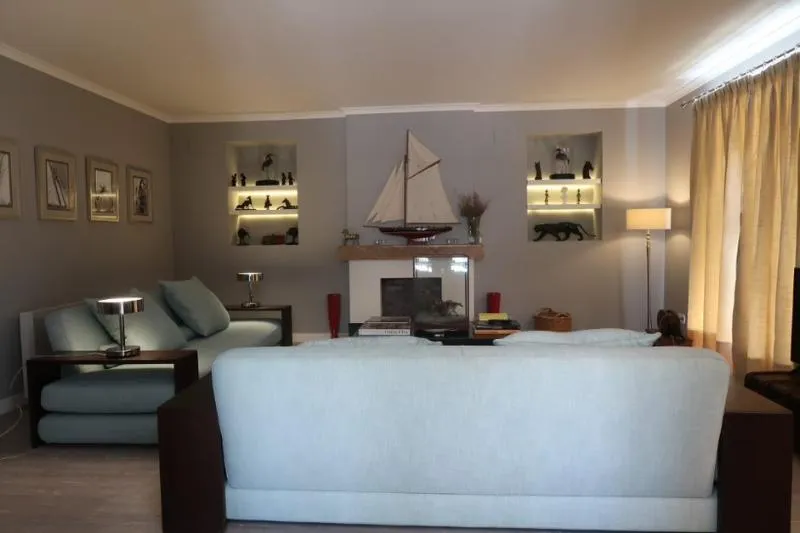 VILLA SUPERIOR Room, Casa Palmela - Small Luxury Hotels & Villas, Lisbon