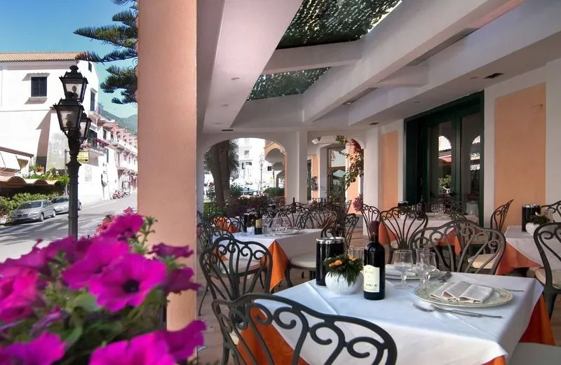 Restaurant, Hotel Santa Lucia, Naples