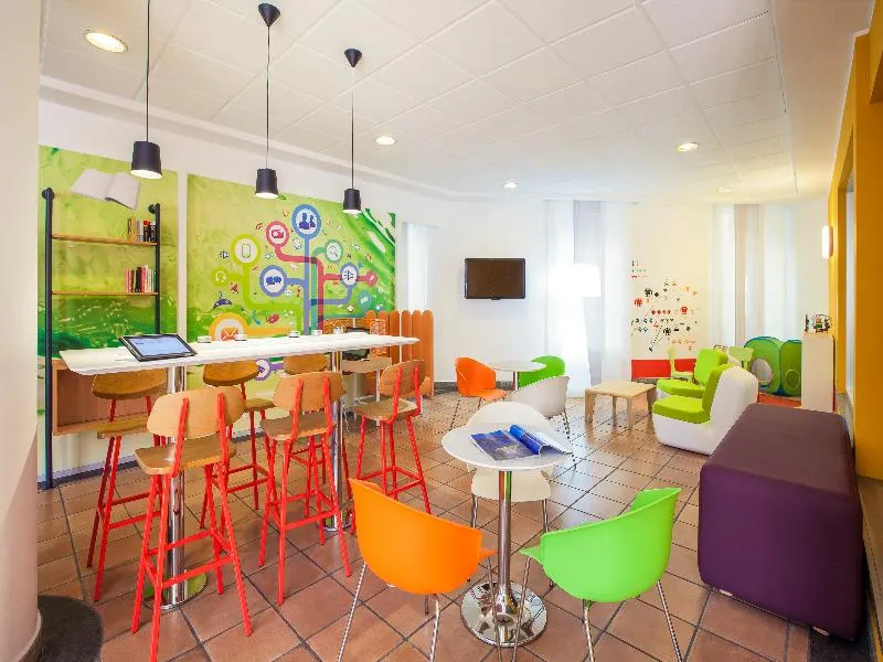 Lobby, Ibis Styles Napoli Garibaldi, Naples