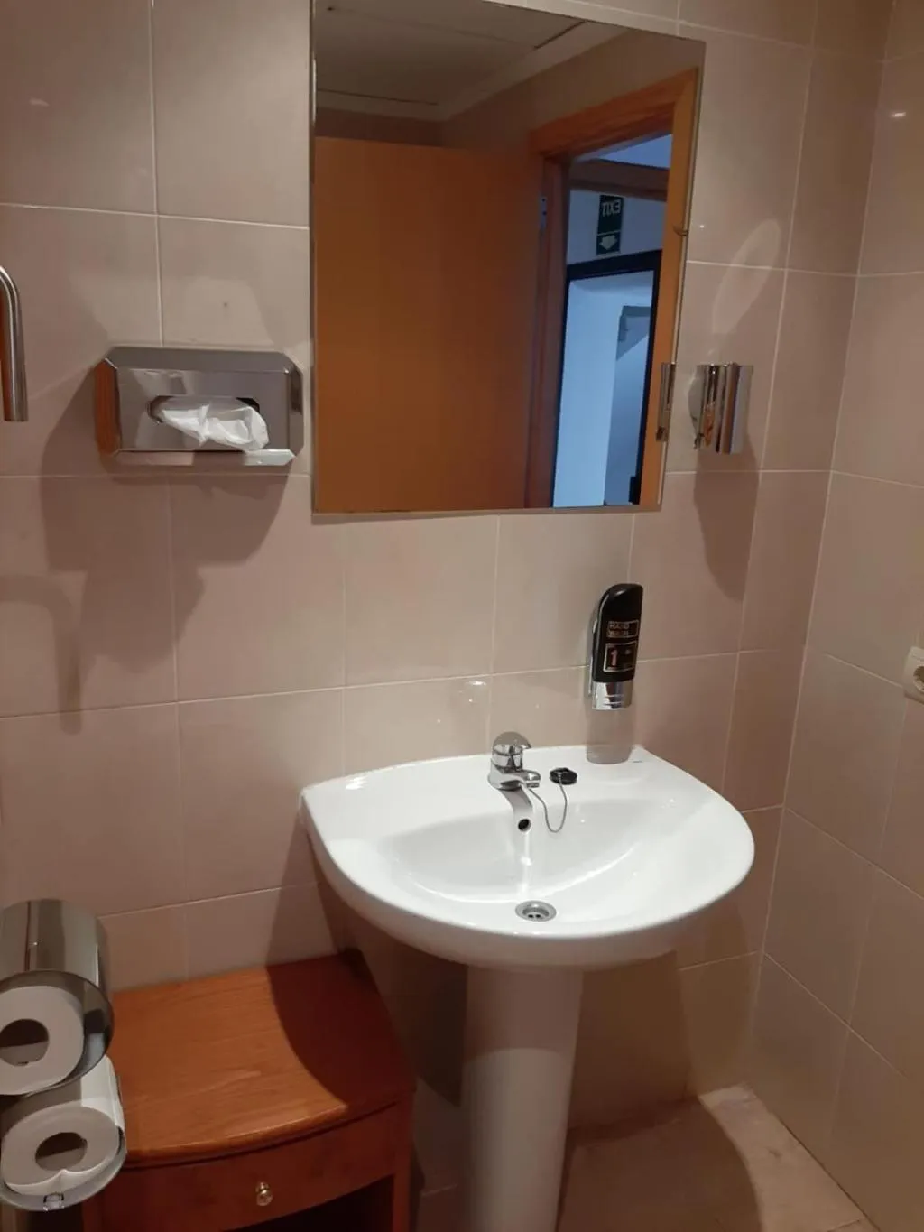 DOUBLE WITH BALCONY Room, The Hostal Tierramar, Majorca