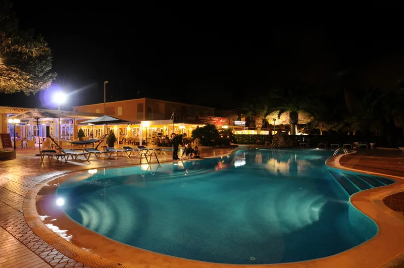 Pool, Maribel, Menorca