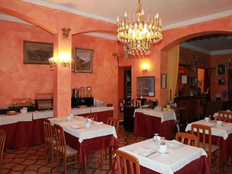 Restaurant, Albergo Paradiso, Milan