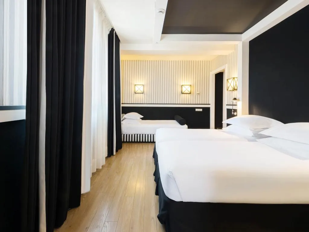 TRIPLE STANDARD Room, Europark, Barcelona