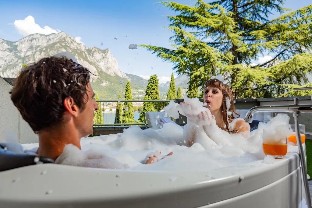 JUNIOR SUITE WITH JACUZZI WITH VIEWS Room, Hotel Griso Collection, Milan
