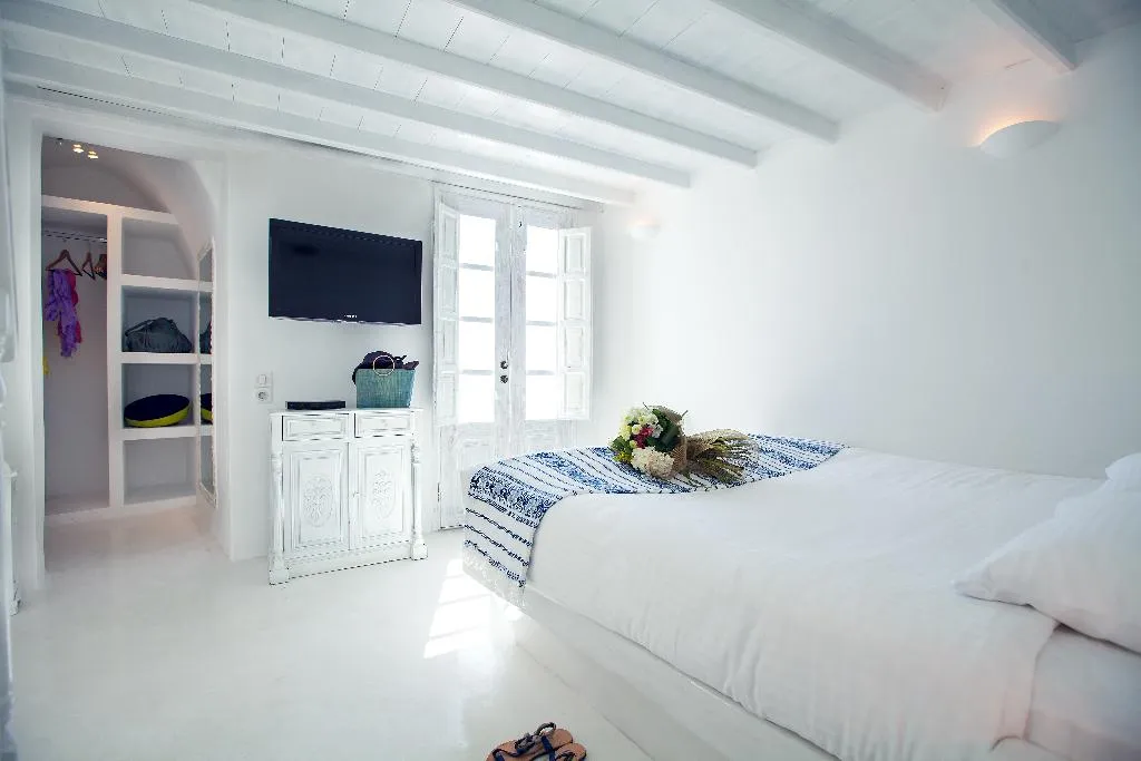 SUITE STANDARD Room, Alta Mare By Andronis, Santorini