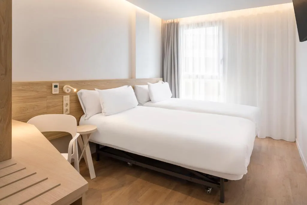 Room, B&B HOTEL Alicante Centro, Costa Blanca