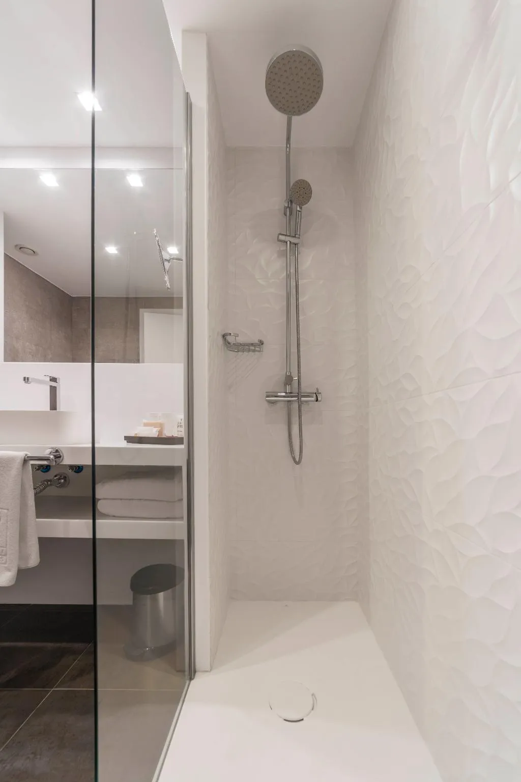 Double or Twin DELUXE WITH TERRACE Room, Vincci Soma, Madrid